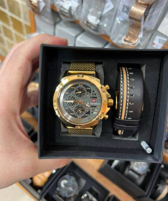 ساعت کادویی