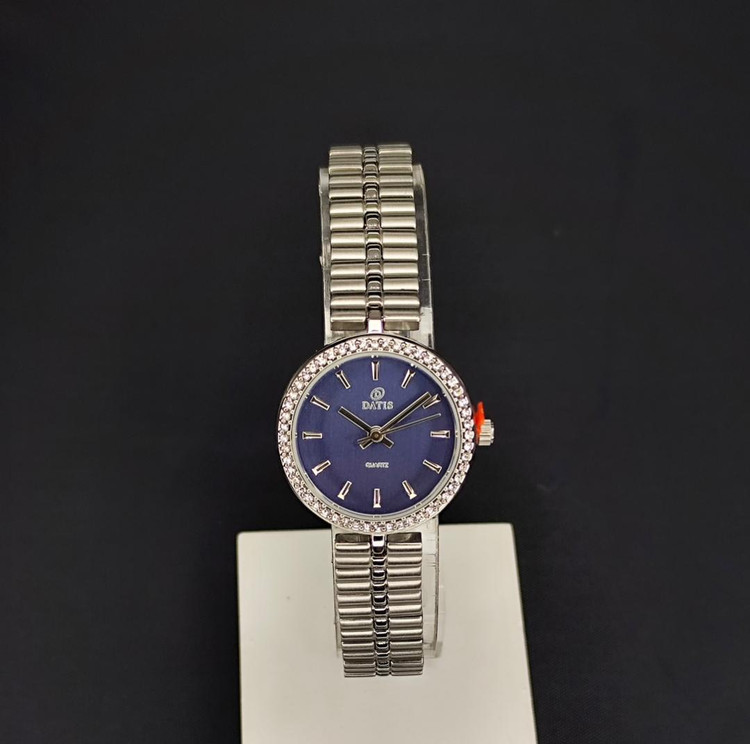 ساعت مچی زنانه اورجینال داتیس صفحه سرمه ای