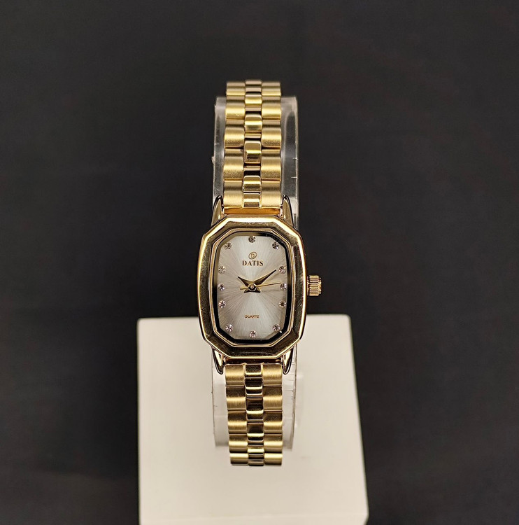 ساعت مچی زنانه اورجینال طلایی